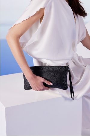 leather wristlet pouch