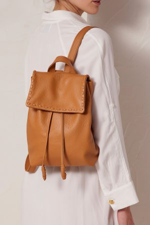 women's medium leather backpack