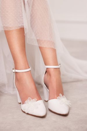 wedding pumps with flower