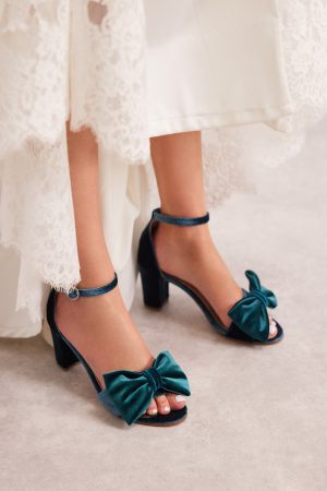 green shoes for wedding guest