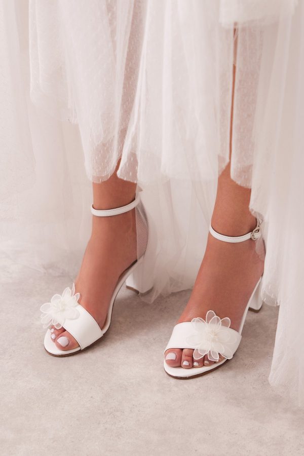 15 Comfy + Affordable Wedding Block Heels for Every Style: 2023