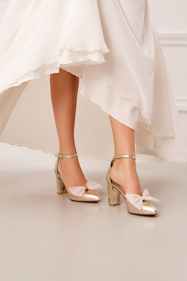 gold block heels for wedding,