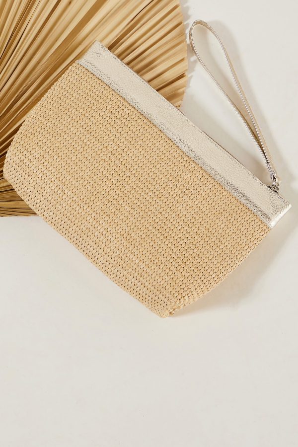 Straw clutch bag with handle