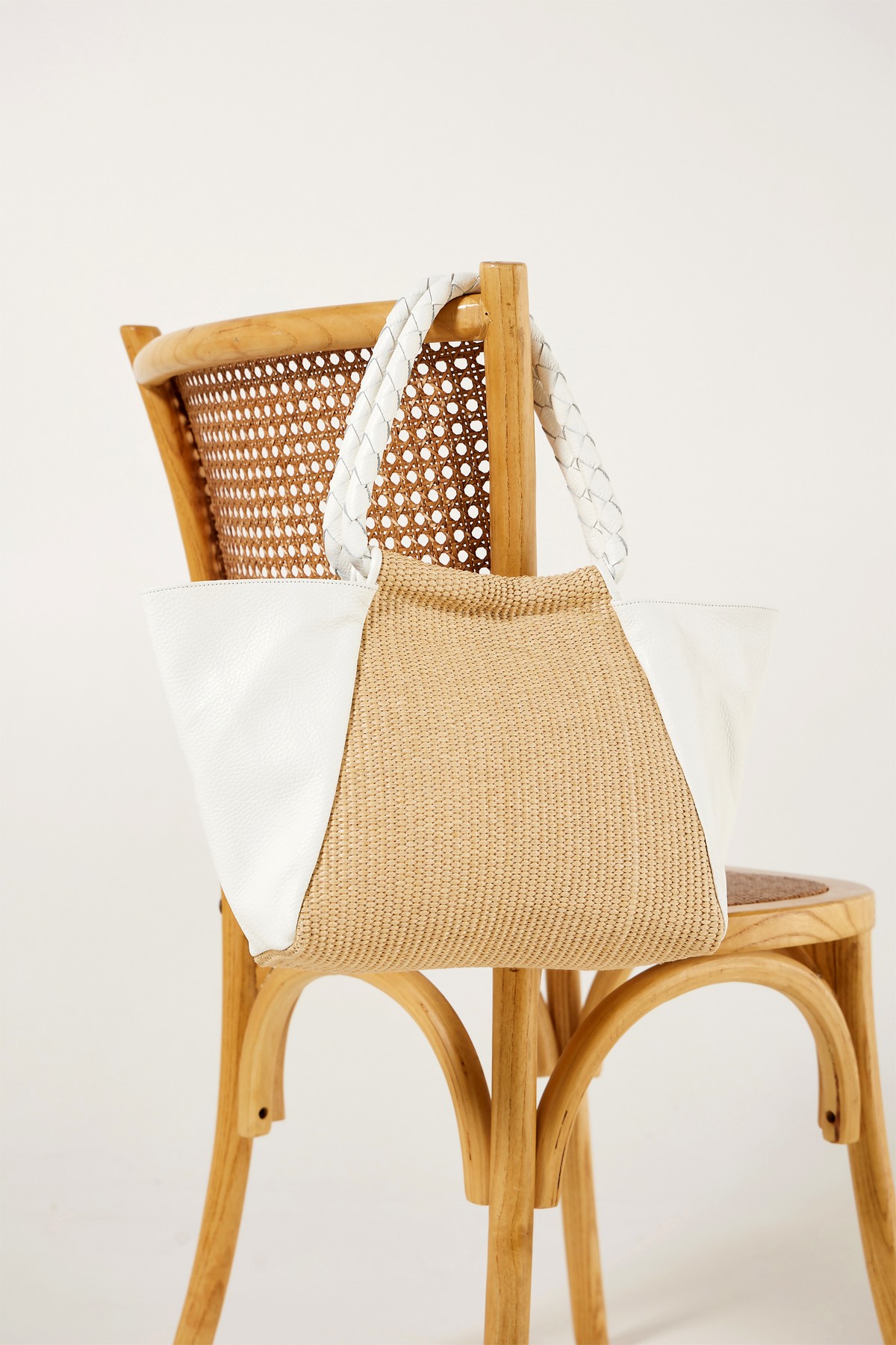 Summer straw bag with white leather